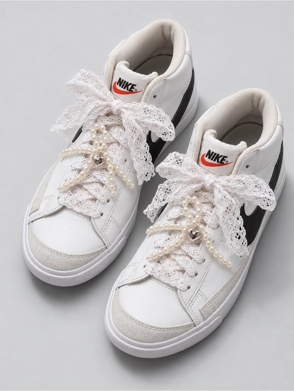 Nike Blazer Mid 77’ (GS) Women’s size 6